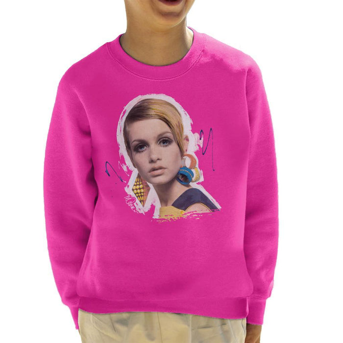 Sidney Maurer Original Portrait Of Twiggy Kids Sweatshirt - X-Small (3-4 yrs) / Hot Pink - Kids Boys Sweatshirt