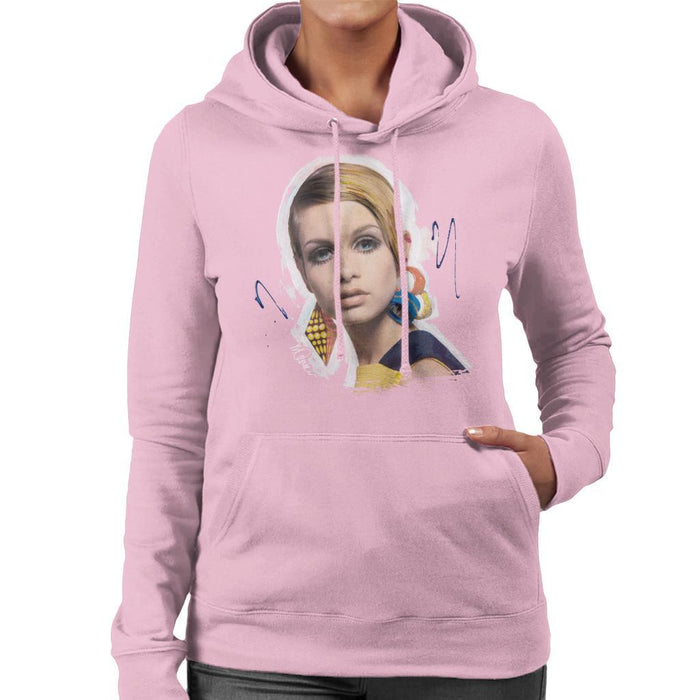 Sidney Maurer Original Portrait Of Twiggy Womens Hooded Sweatshirt - Small / Light Pink - Womens Hooded Sweatshirt